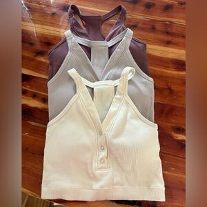 Pro-Fit Seamless Ribbed Crop Tank Top Sports Bra Removable Pads lot of 3 sz SM